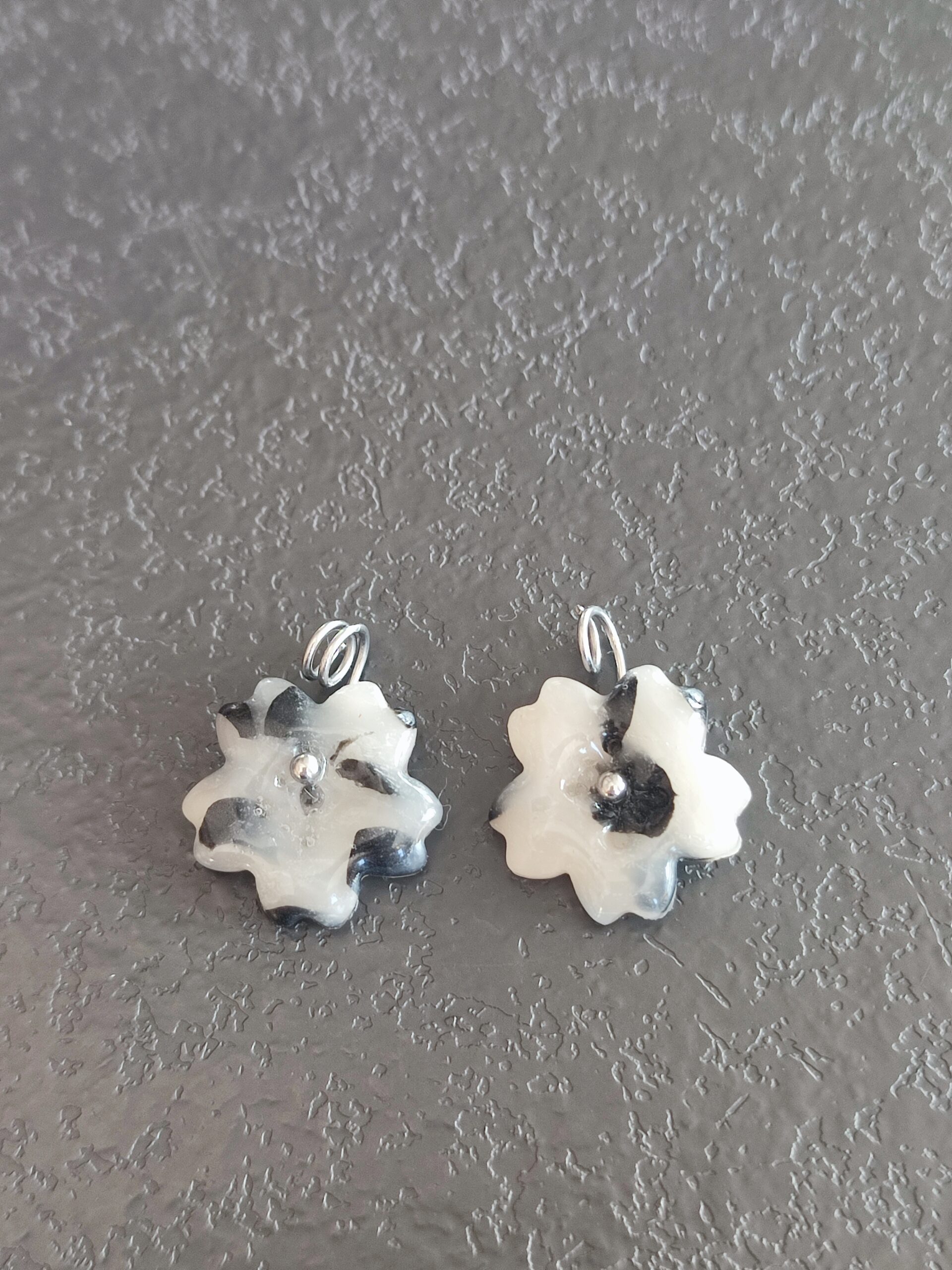 Boucle Fleurette marbrée noir et blanc