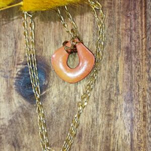 Pendentif Esmée  orange et anneaux dorés