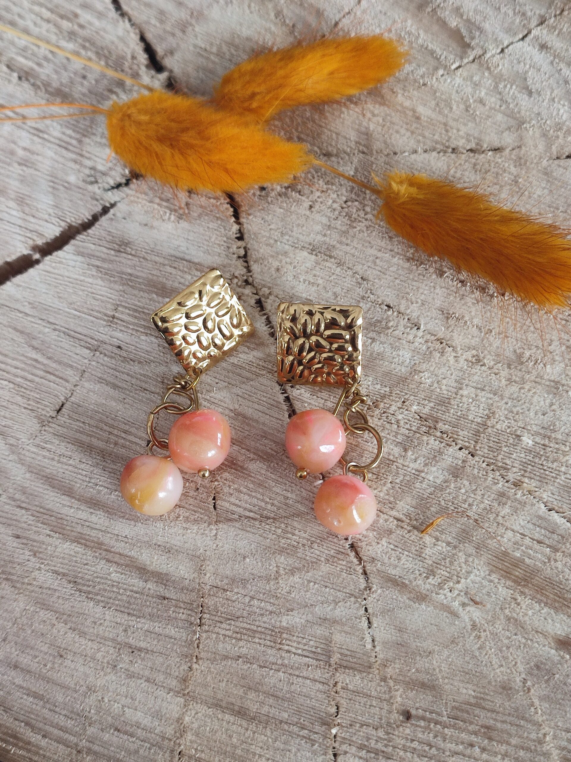 Boucles d'oreilles pendantes billes rose & orange